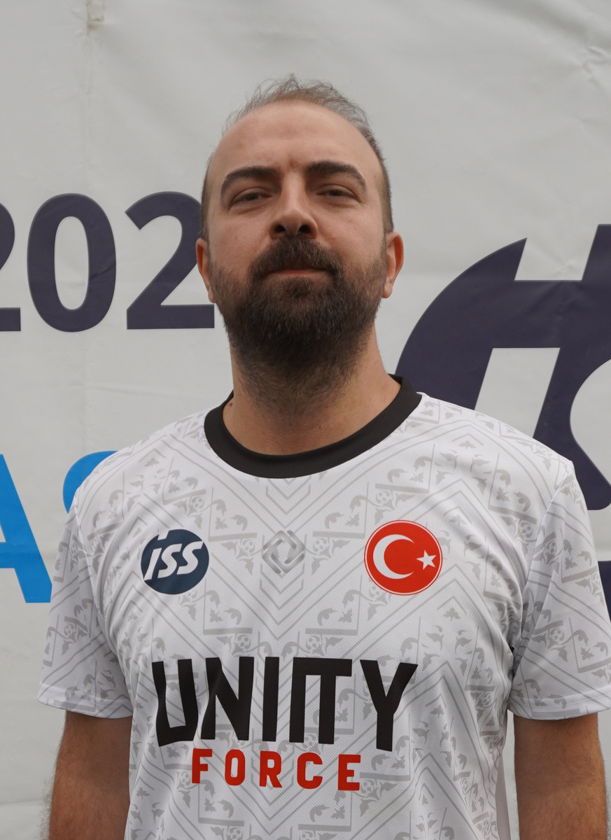 Ünal Seven
